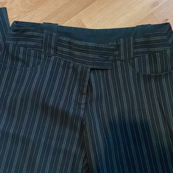 Exact change bootcut pants - Picture 2 of 4